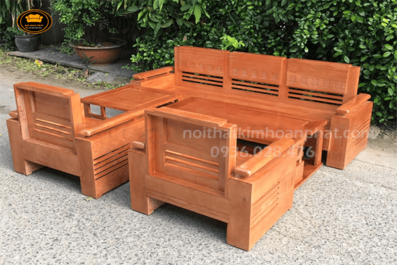 Sofa gỗ phong cách cổ điển
